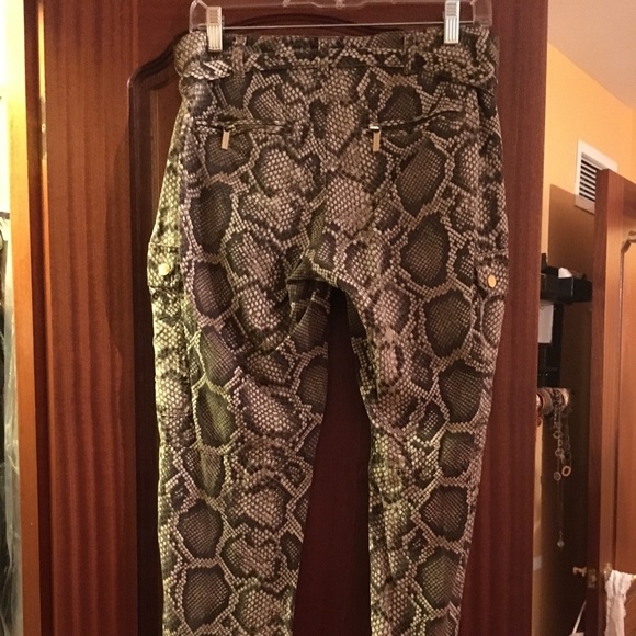 Michael Kors Python Print pants - Picture 2 of 3